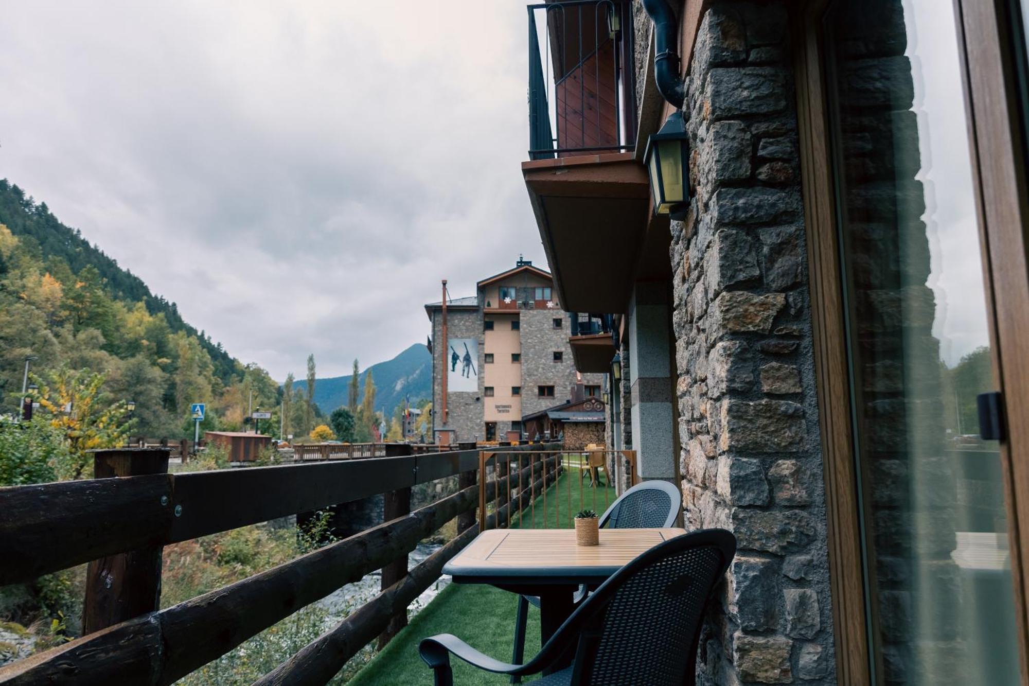 Apartaments La Neu Ordino Esterno foto